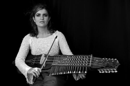 Ana Alcaide